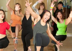 Comprendre le Fit Dance : Une Nouvelle Forme d’Exercice Physique Amusante et Dynamique