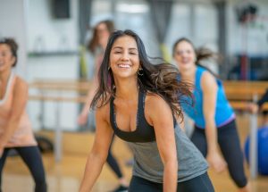 Fitness danse : une façon amusante d’améliorer votre forme physique
