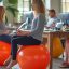 Optimisez votre espace de travail avec un Swiss Ball au bureau